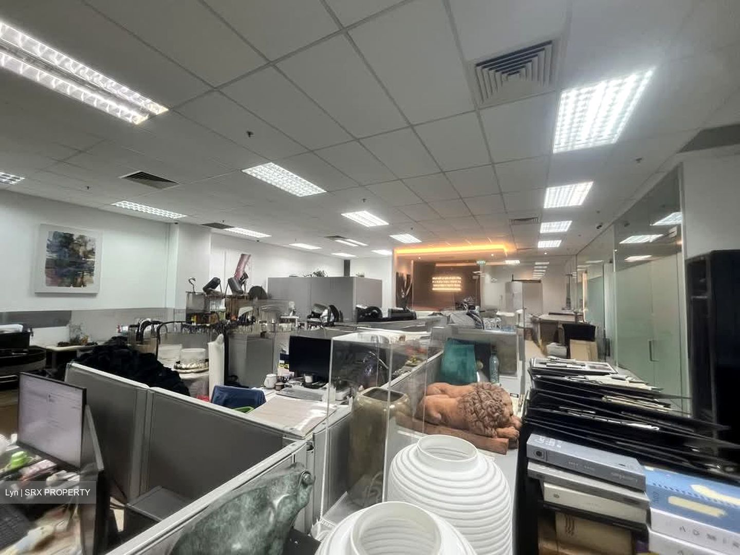 Breadtalk (D19), Factory #585103461